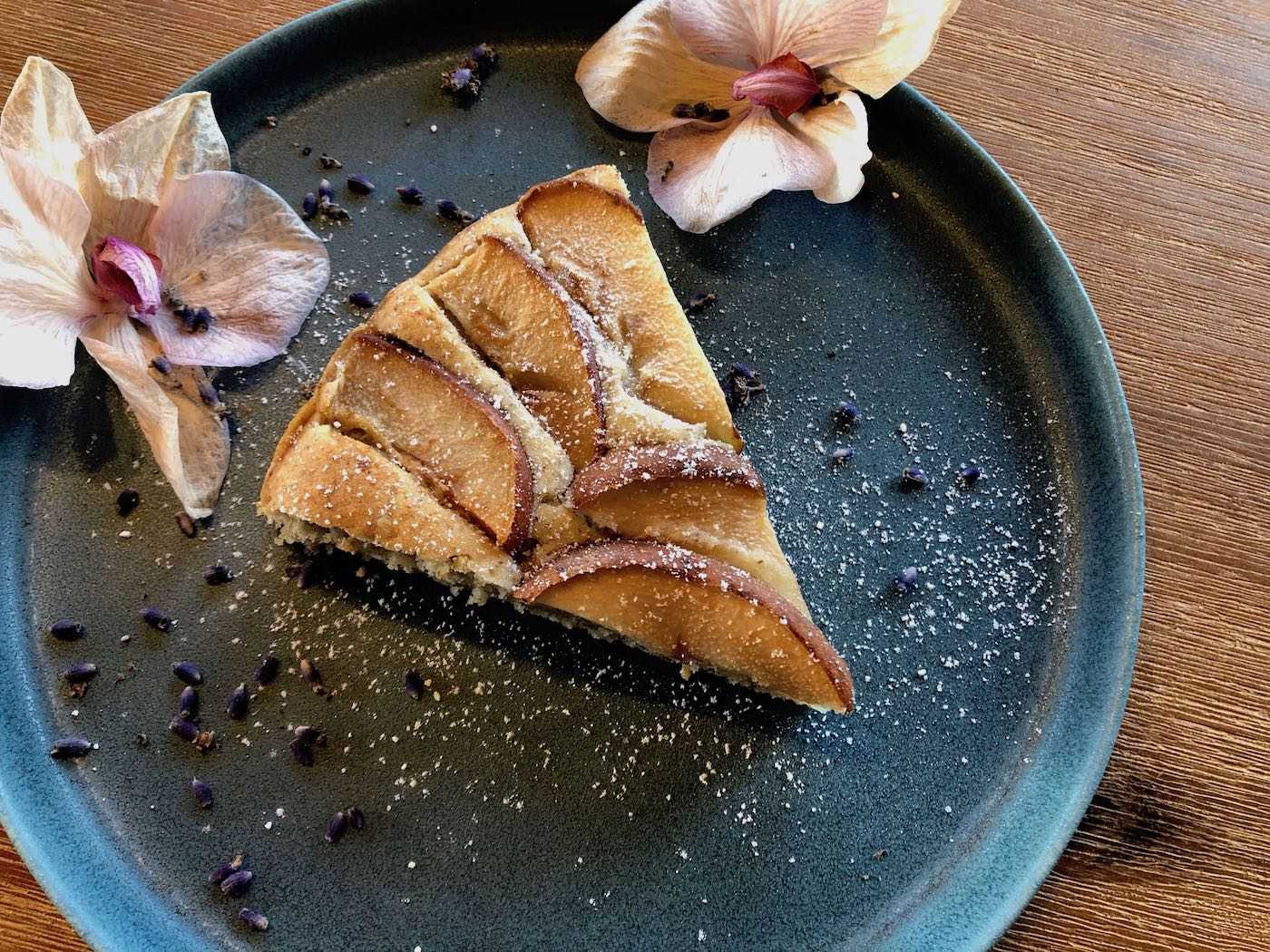 HeartAndSoul-EasyVeganLiving-Brinenkuchen3