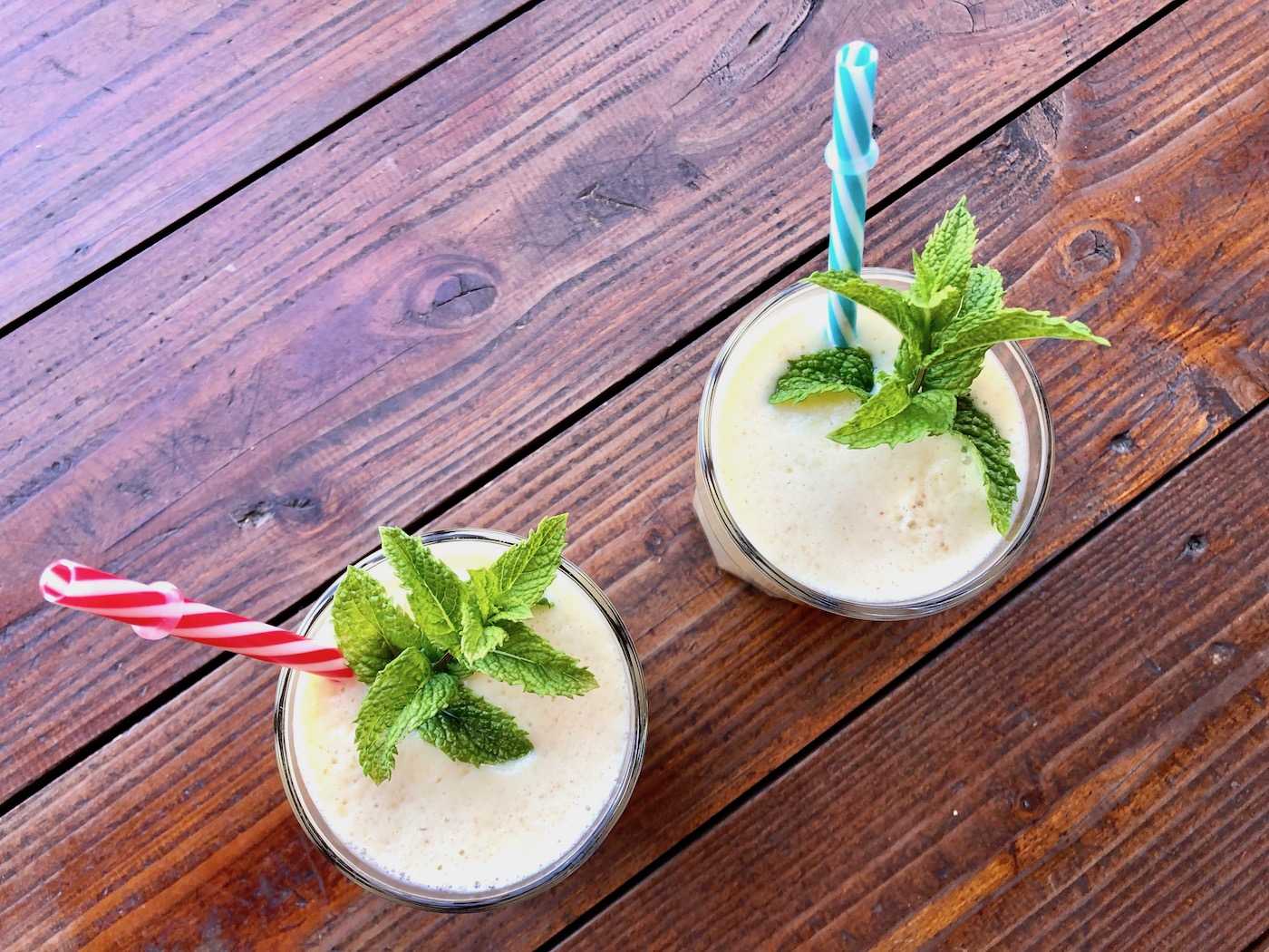 HeartAndSoul-EasyVeganLiving-MangoLassi2