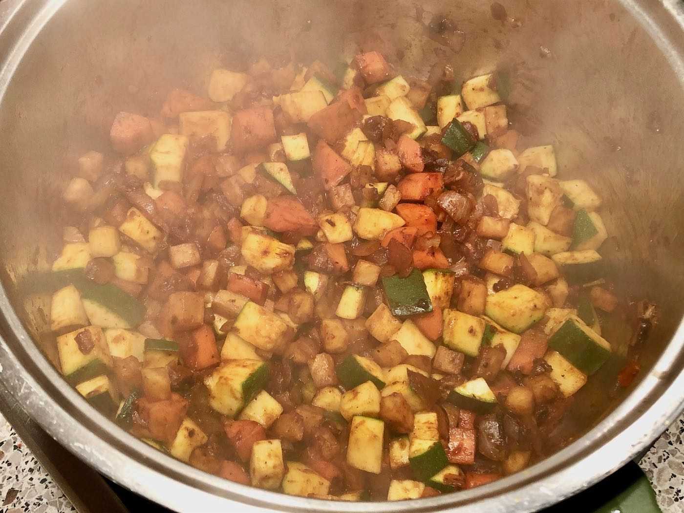 HeartAndSoul-EasyVeganLiving-OnePotPasta1