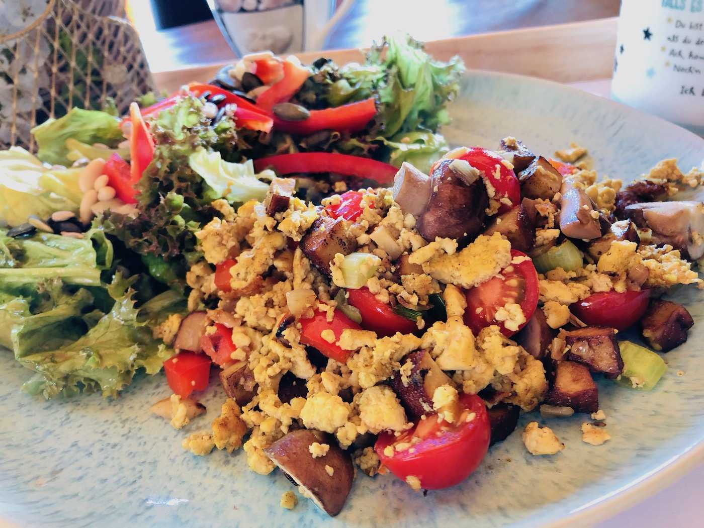 HeartAndSoul-EasyVeganLiving-Rührtofu3
