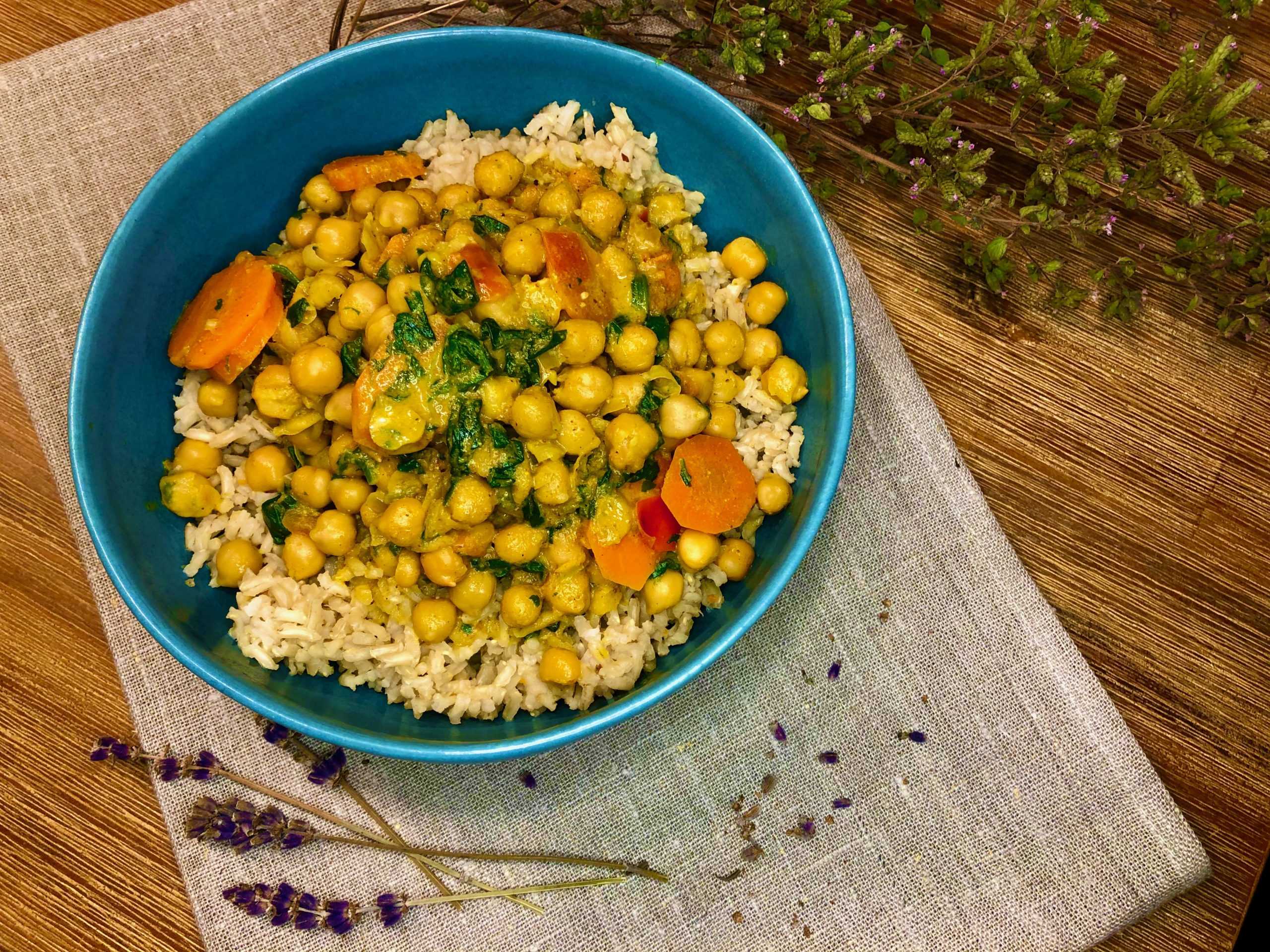 Chana Masala (Kichererbsen-Curry) mit Reis