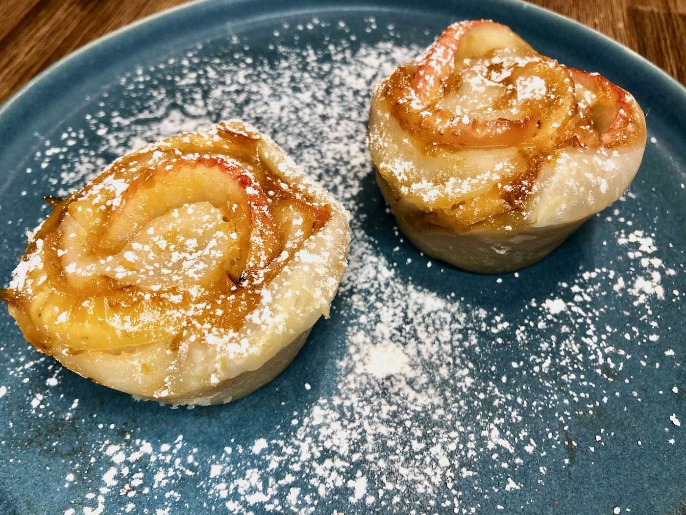 Apfel-Rosenküchlein